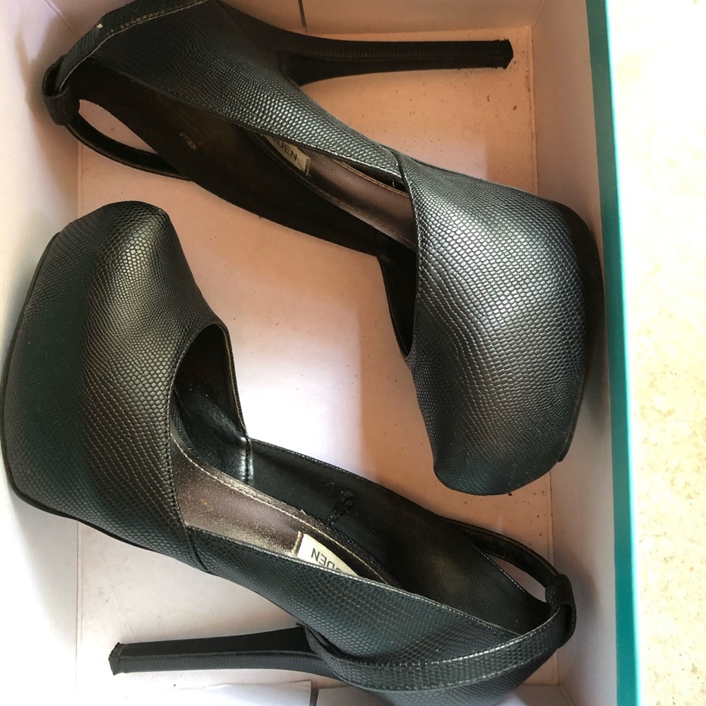 Steve Madden Pumps